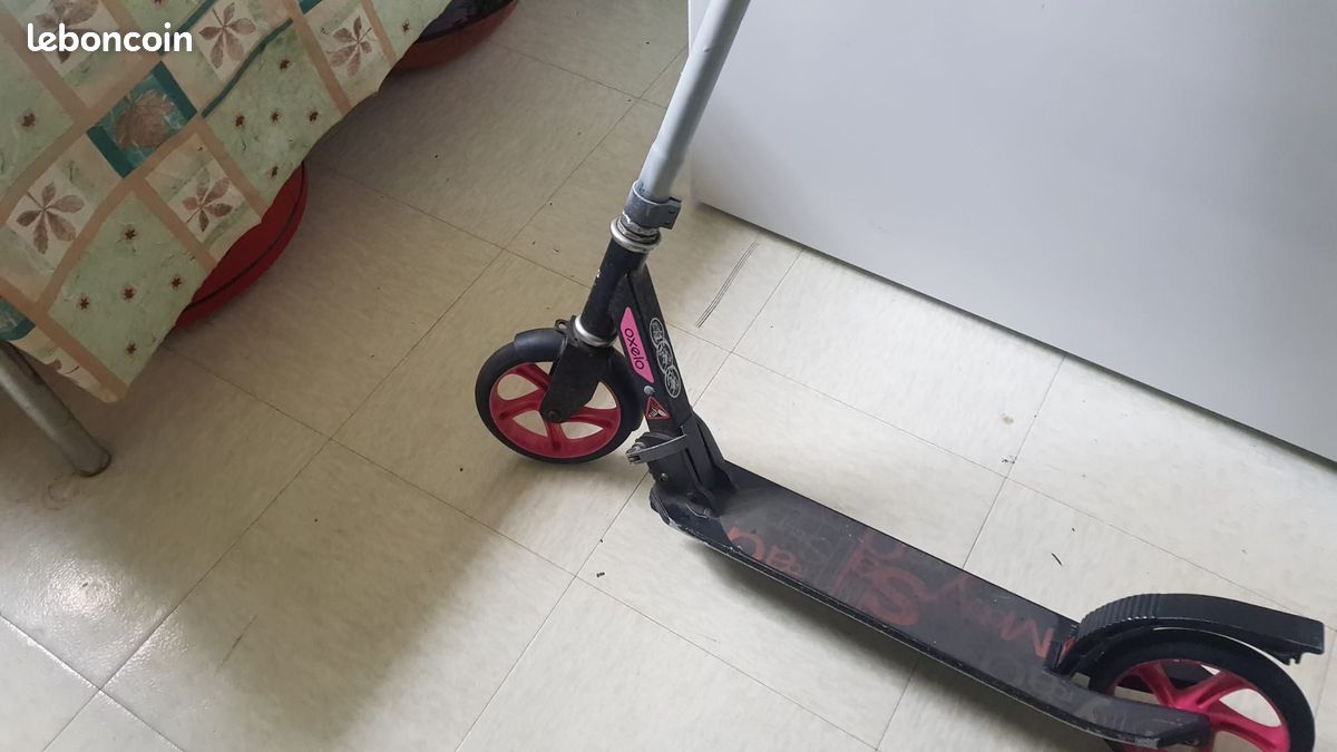 Vélo, trottinette et moto pour enfant (image 8)