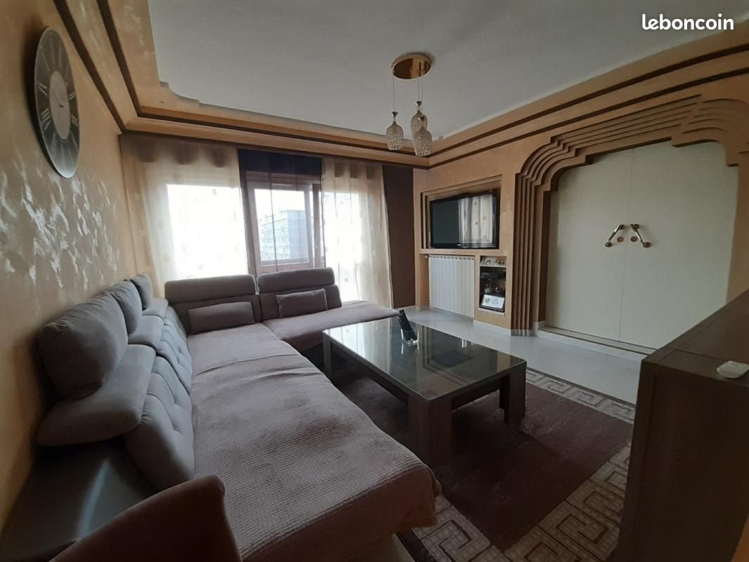 Appartement 5 pièces 84 m² · à Le Pont-de-Claix · 84 m² · 1 083 €/mois
