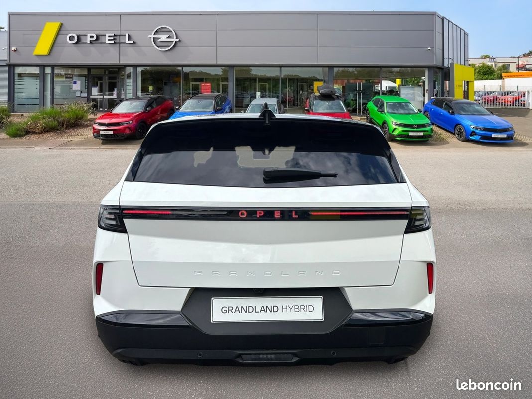 Opel Grandland (2) 1.2 Turbo Hybrid 145ch Automatique GS (image 7)