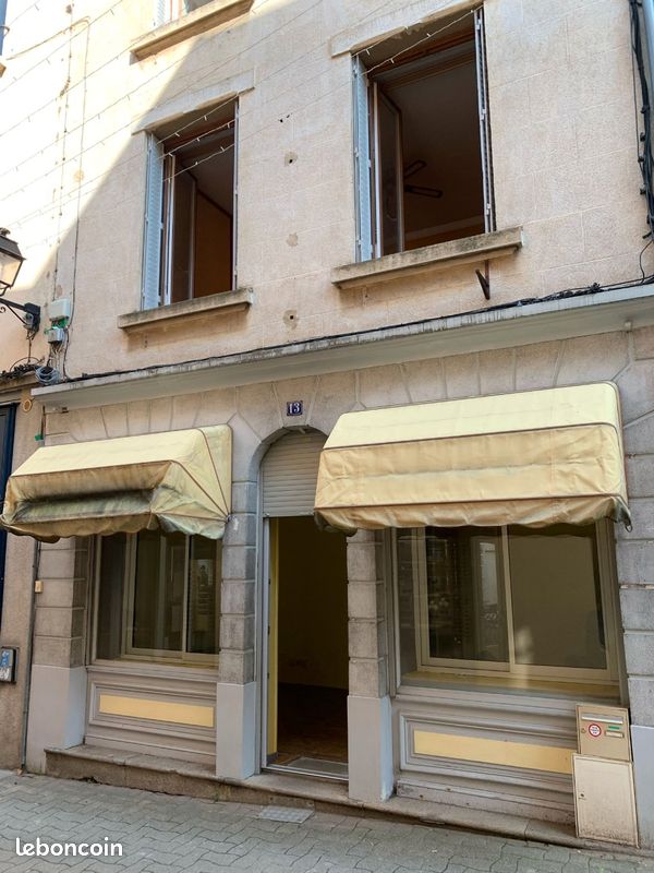 Maison 5 pièces 82 m² · à Ambert · 82 m² · 65 000 €