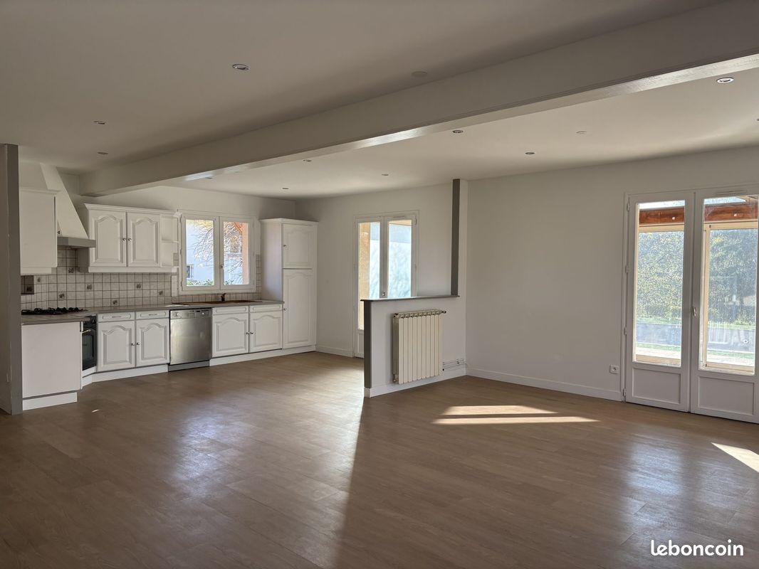 Maison 8 pièces 145 m² · à Volvic · 145 m² · 349 200 €