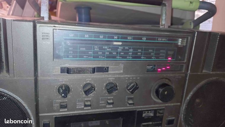 Lot 18 Radio cassette CD boombox ghettoblaster - Photo, audio & vidéo