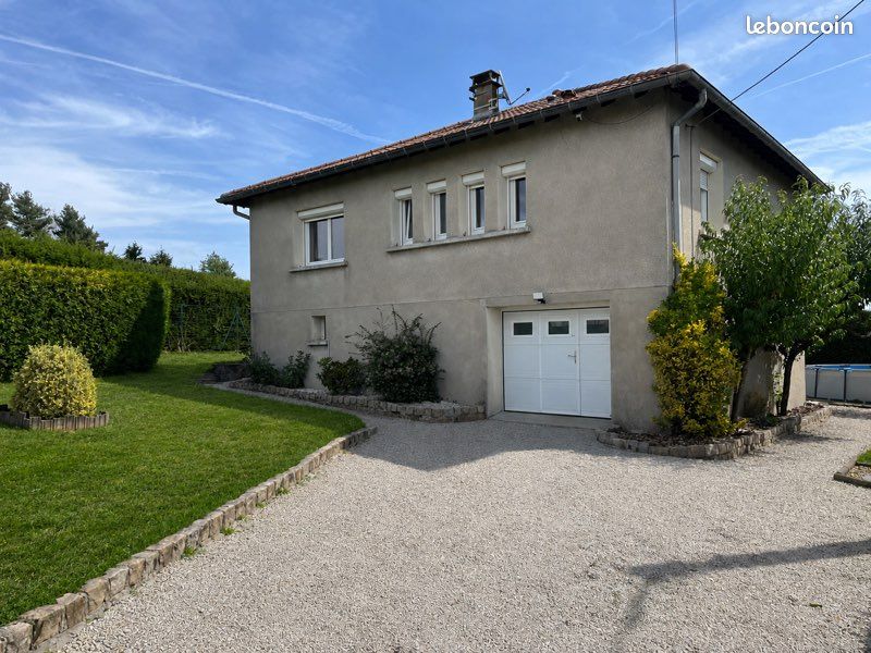 Maison 3 pièces 90 m² · à Sainte-Sigolène · 90 m² · 190 000 €