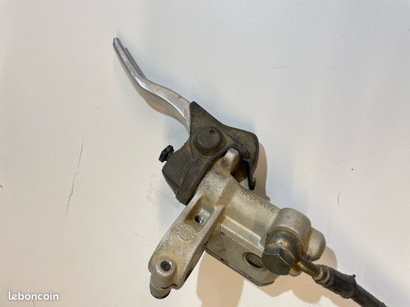 Maître-cylindre De Frein Avant Pour Yamaha XS 250 (1977-1980) - Pièce D'occasion