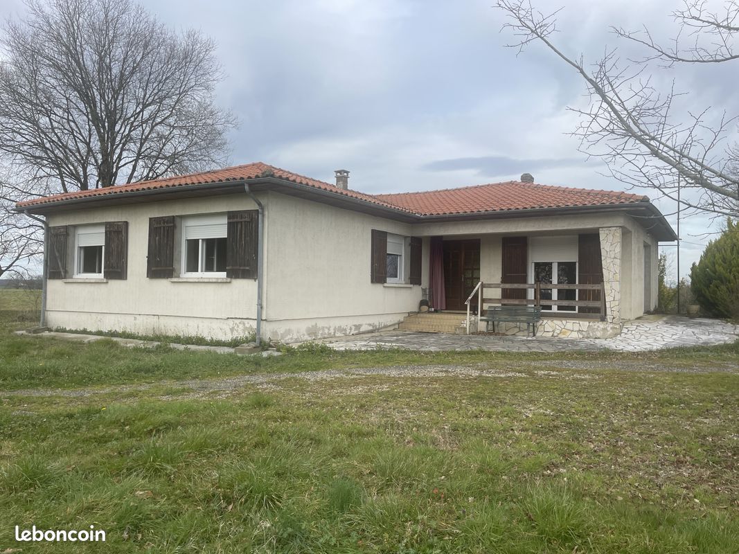 Maison 6 pièces 150 m² · à Razimet · 150 m² · 90 000 €