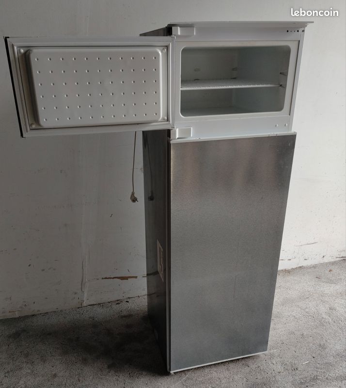 Réfrigérateur congélateur encastrable Bosch 256 Litres (image 2)