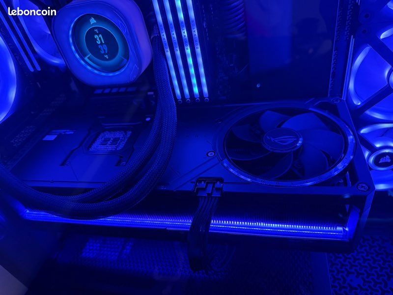 ASUS ROG Astral RTX 5090 (image 2)