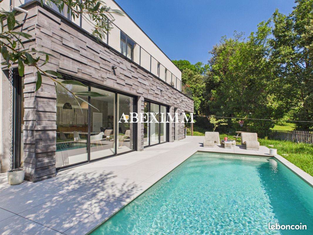 Maison 5 pièces 166 m² · à Saint-Péray · 166 m² · 575 000 €