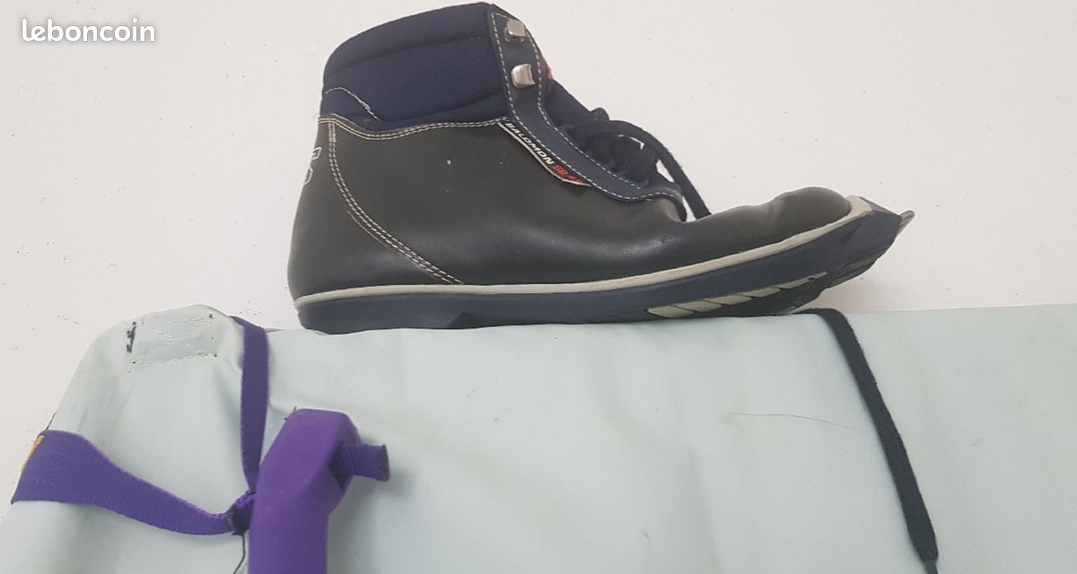 A débattre Vend ski +Chaussures taille 40 ski de fond quasi neufs