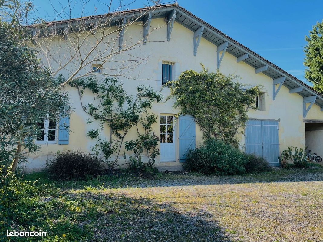 Maison 7 pièces 218 m² · à Gamarde-les-Bains · 218 m² · 380 000 €