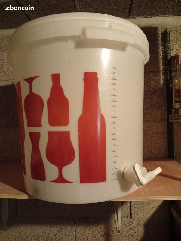 Donne casiers à bière et seau fermentation (image 2)