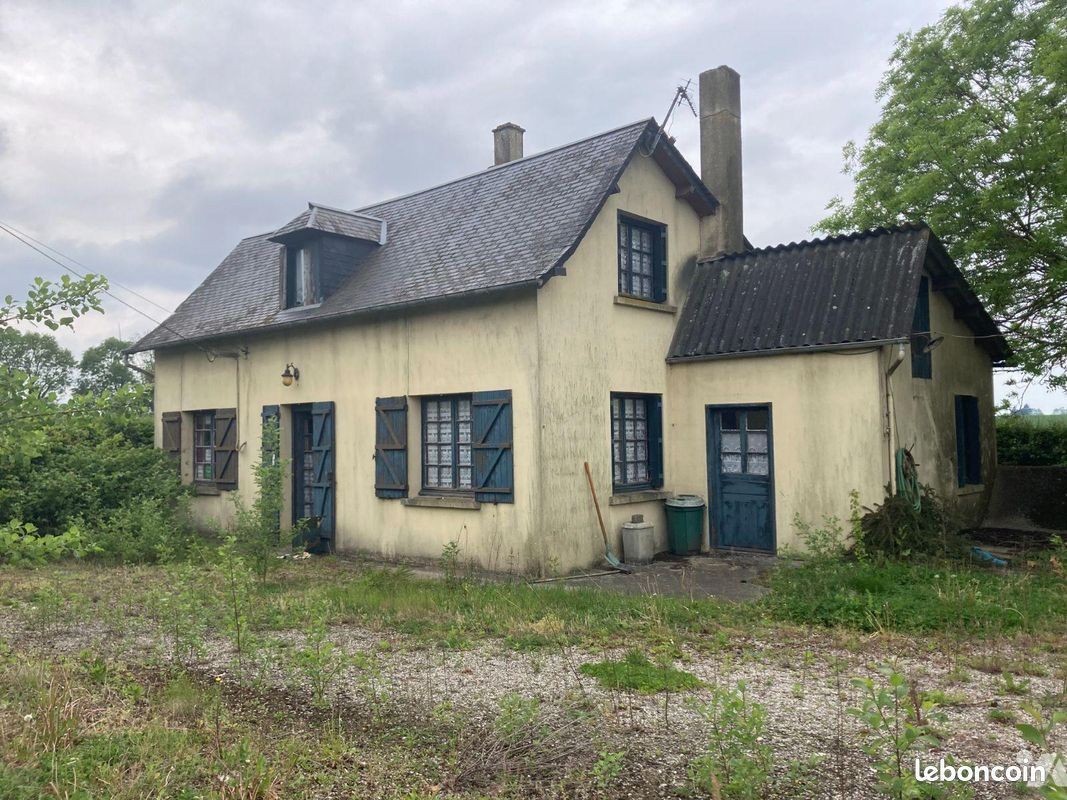 Maison 6 pièces 94 m² · à Illois · 94 m² · 65 000 €