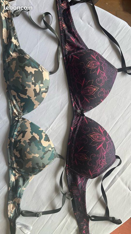 Soutien-gorge Grande Taille 100E - Bleu Marine - Balconnet - Occasion Très Bon état