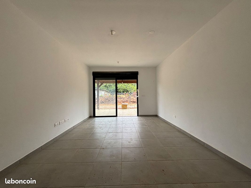 Maison 3 pièces 83 m² · à Macouria · 83 m² · 1 246 €