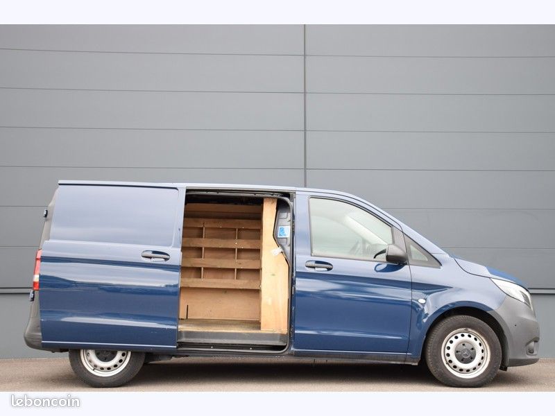 Mercedes Vito Fourgon 114 CDI Compact / L1 - 22 990 HT (image 17)