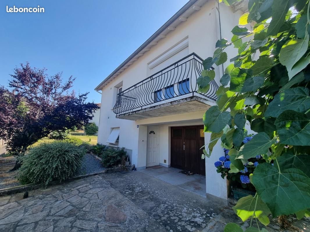 Maison 3 pièces 127 m² · à Saint-Yrieix-la-Perche · 127 m² · 113 500 €