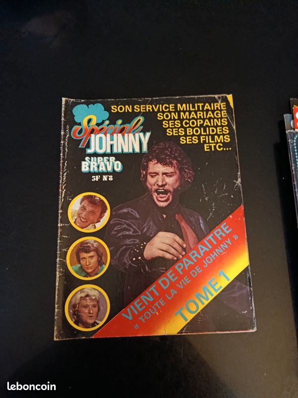 Magazine johnny Hallyday (image 8)