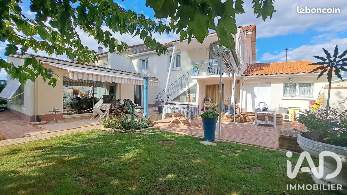 Maison 6 pièces 166 m² · à Marsac-sur-l'Isle · 166 m² · 269 000 €
