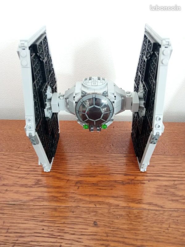 Lego 75300 TIE Figther (image 4)