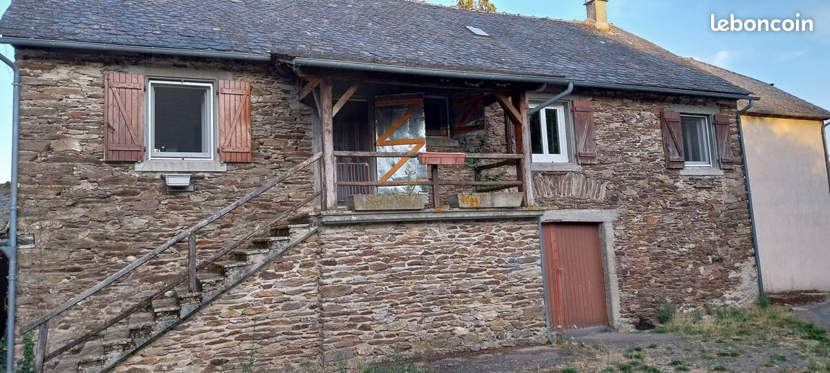 Maison 4 pièces 120 m² · à Lacapelle-Pinet · 120 m² · 780 €