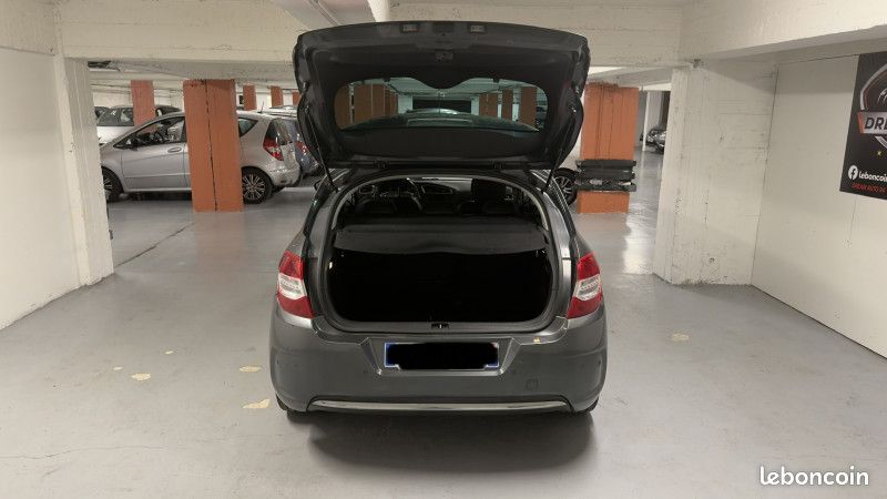 Citroen C4 1.6 E-HDI 112 FAP EXCLUSIVE AUTOMATIQUE (image 9)