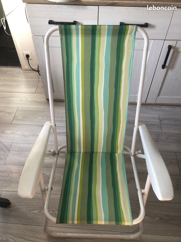 Chaise avec accoudoir pliable dimensions pliée épaisseur 10cm hauteur 92,5cm largeur 60 cm coloris vert: (image 2)