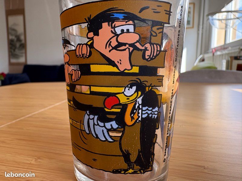 PANNEAU DE VERRE POUR CUISINE 60x65 Marbre