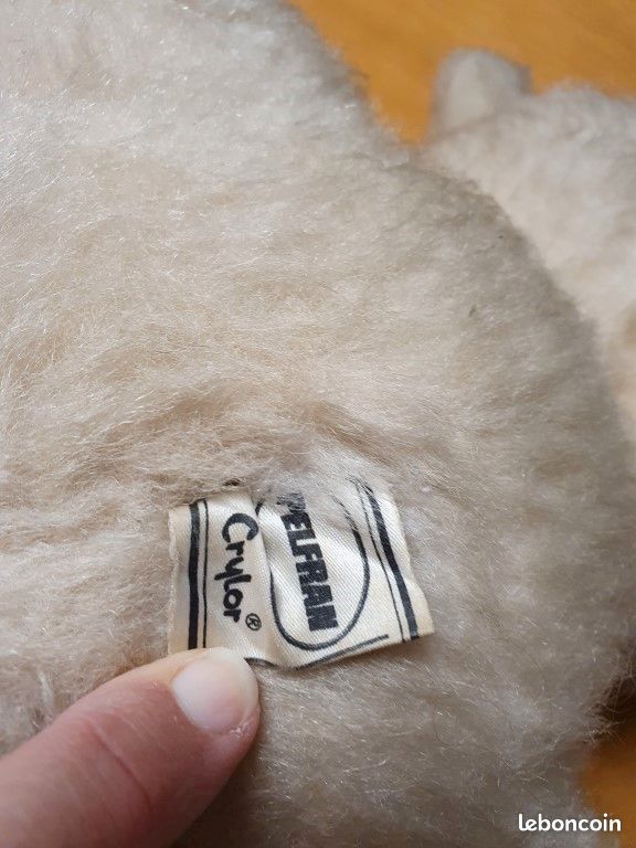 Ours d'artiste ours en peluche 34 cm. Ménage non-fumeur