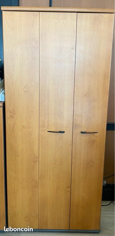 Armoire de bureau (image 1)