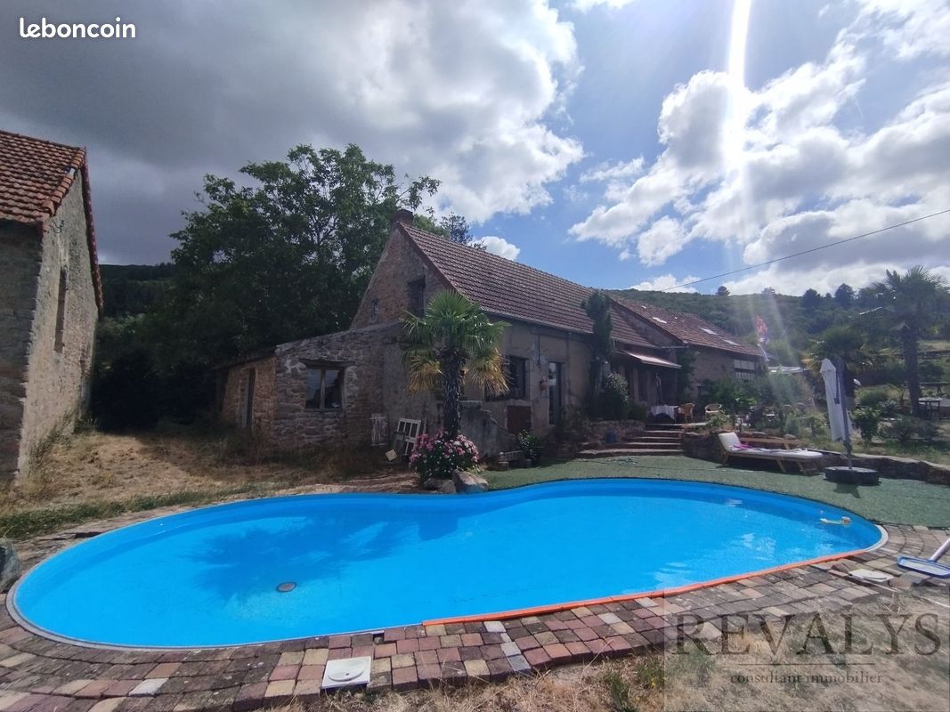 Maison 8 pièces 250 m² · à Autun · 250 m² · 275 000 €