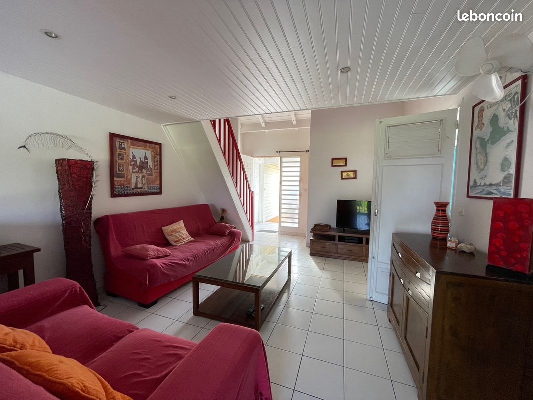 Appartement 4 pièces 70 m² · à Saint-François · 70 m² · 1 500 €