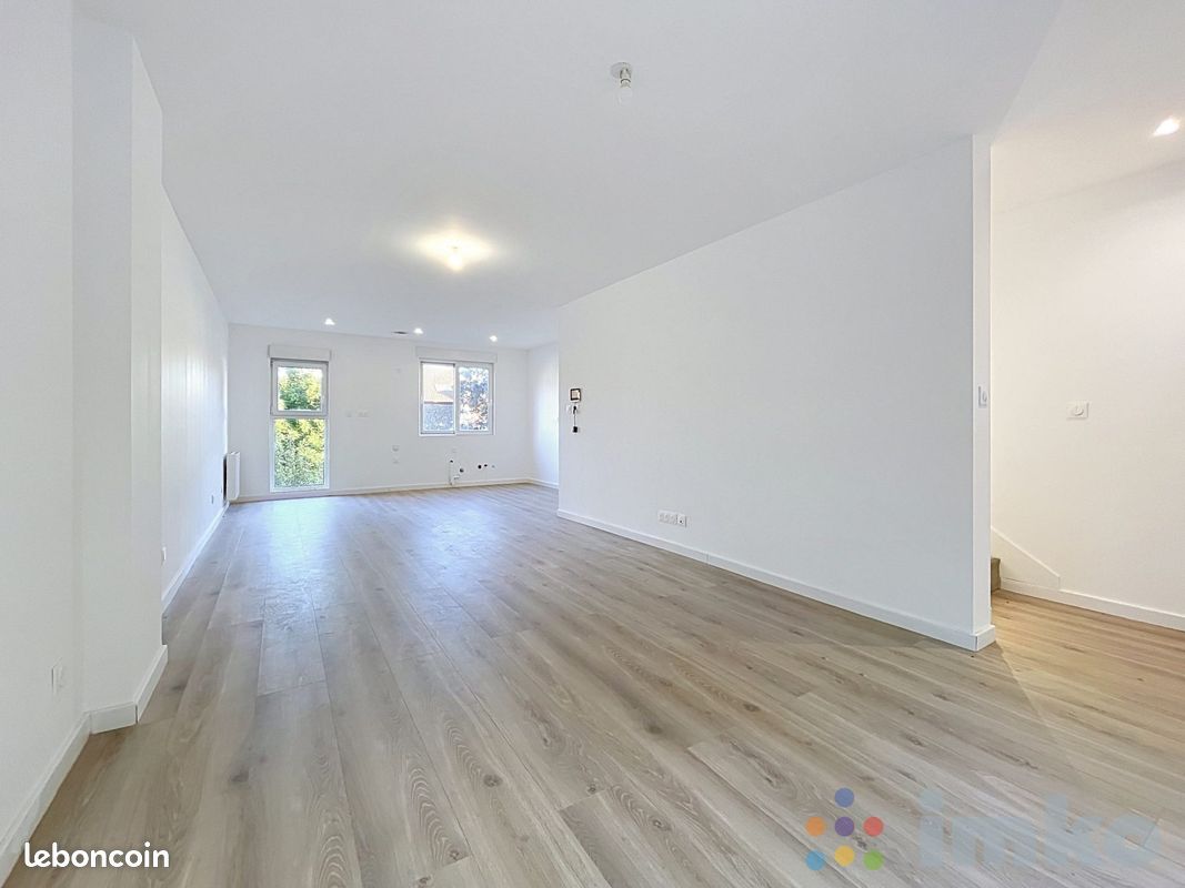 Maison 4 pièces 100 m² · à Lille · 100 m² · 299 000 €