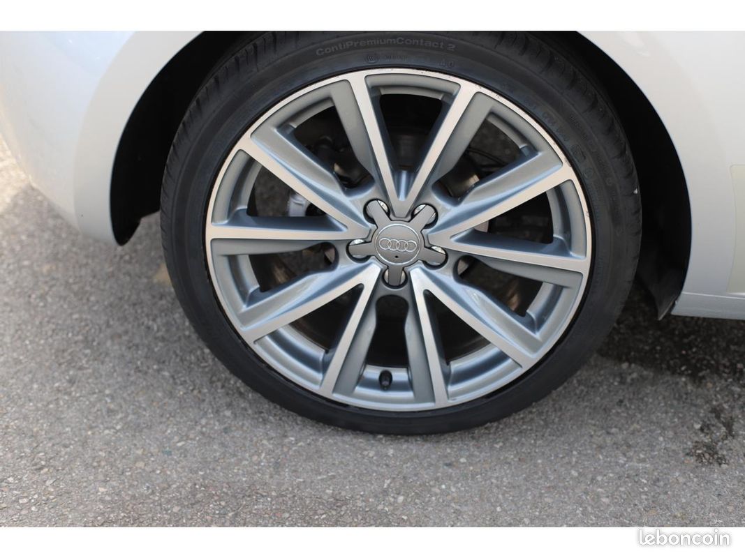 AUDI A1 1.4 TFSI - 122 - BV S-tronic - Start/Stop BERLINE Attraction PHASE 1 (image 10)