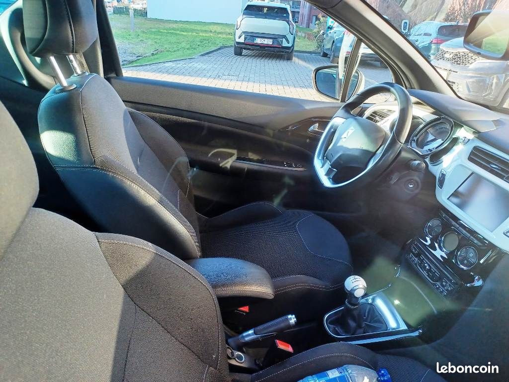 Ds3 1.6 l hdi 92 so chic (image 5)