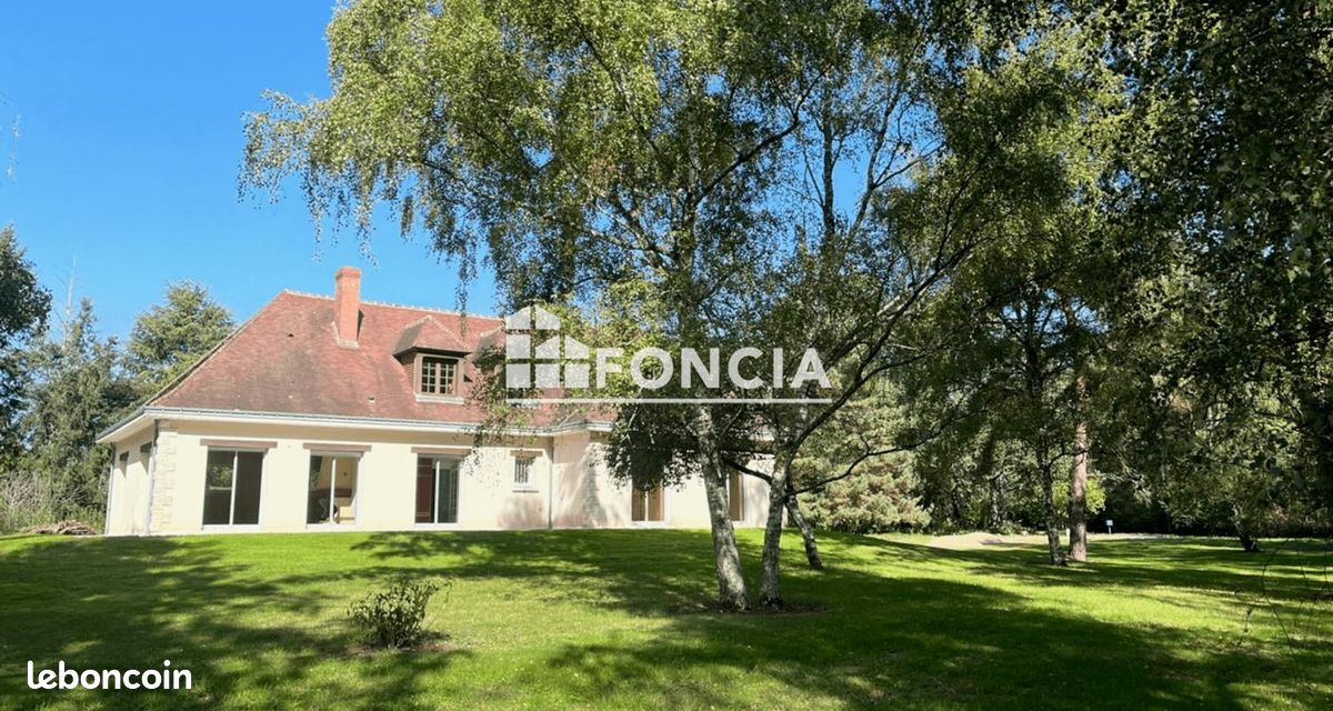 Propriété 4 pièces 165 m²