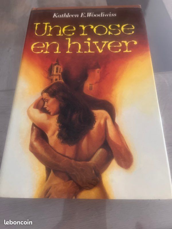 Livre une rose en hiver (image 1)