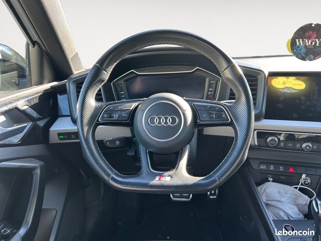 AUDI A1 SPORTBACK 35 TFSI 150 ch S tronic 7 S Line (image 12)
