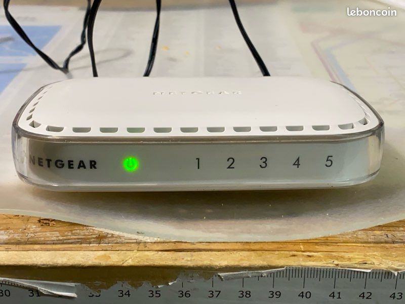 Switch Netgear (image 3)