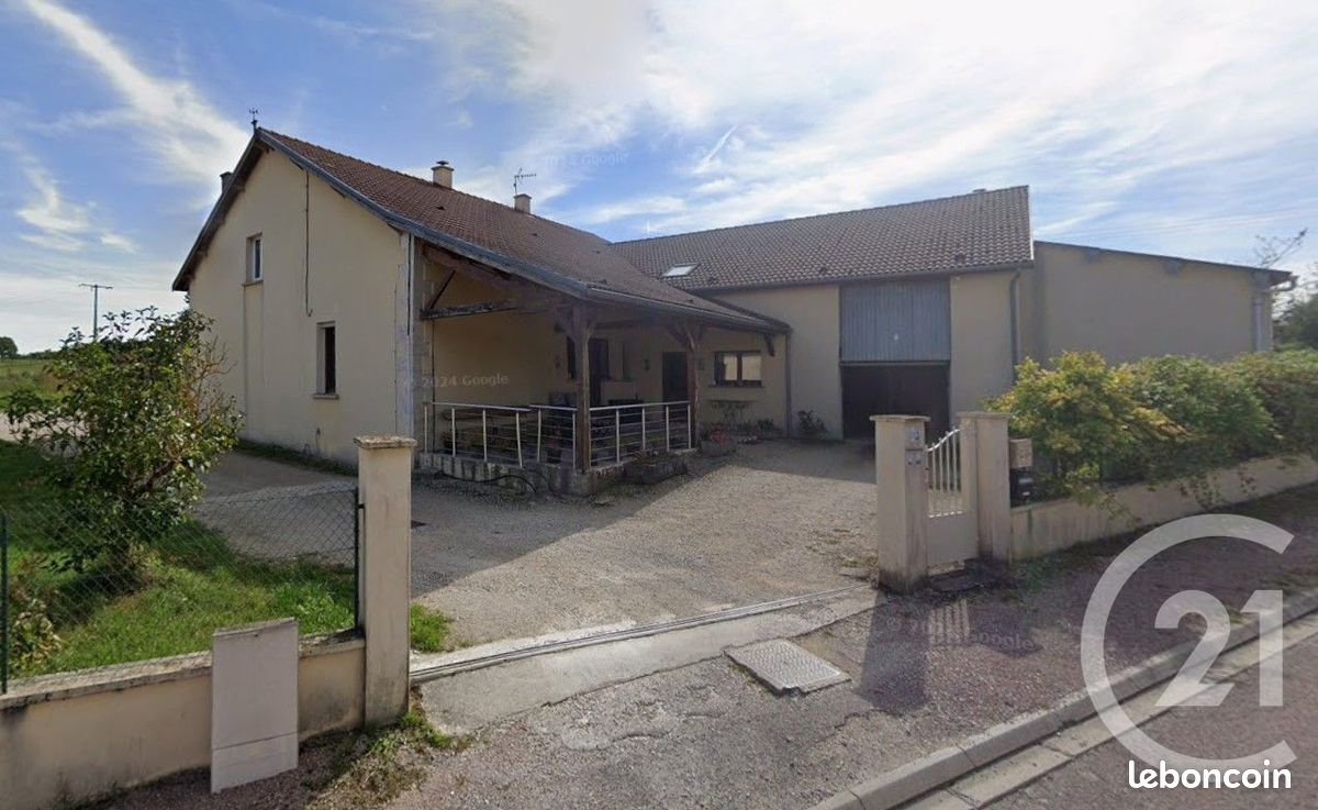 Maison 9 pièces 260 m² · à Champignol-lez-Mondeville · 260 m² · 220 000 €