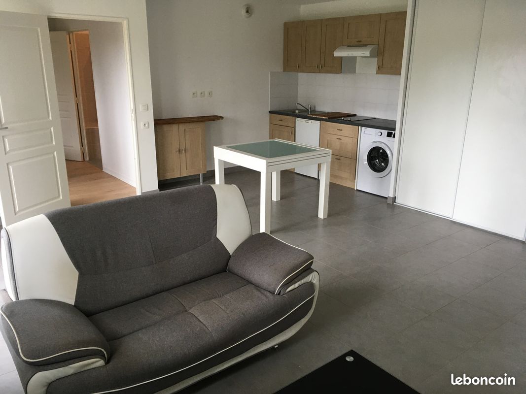 Appartement 2 pièces 45 m² · à Bourges · 45 m² · 560 €