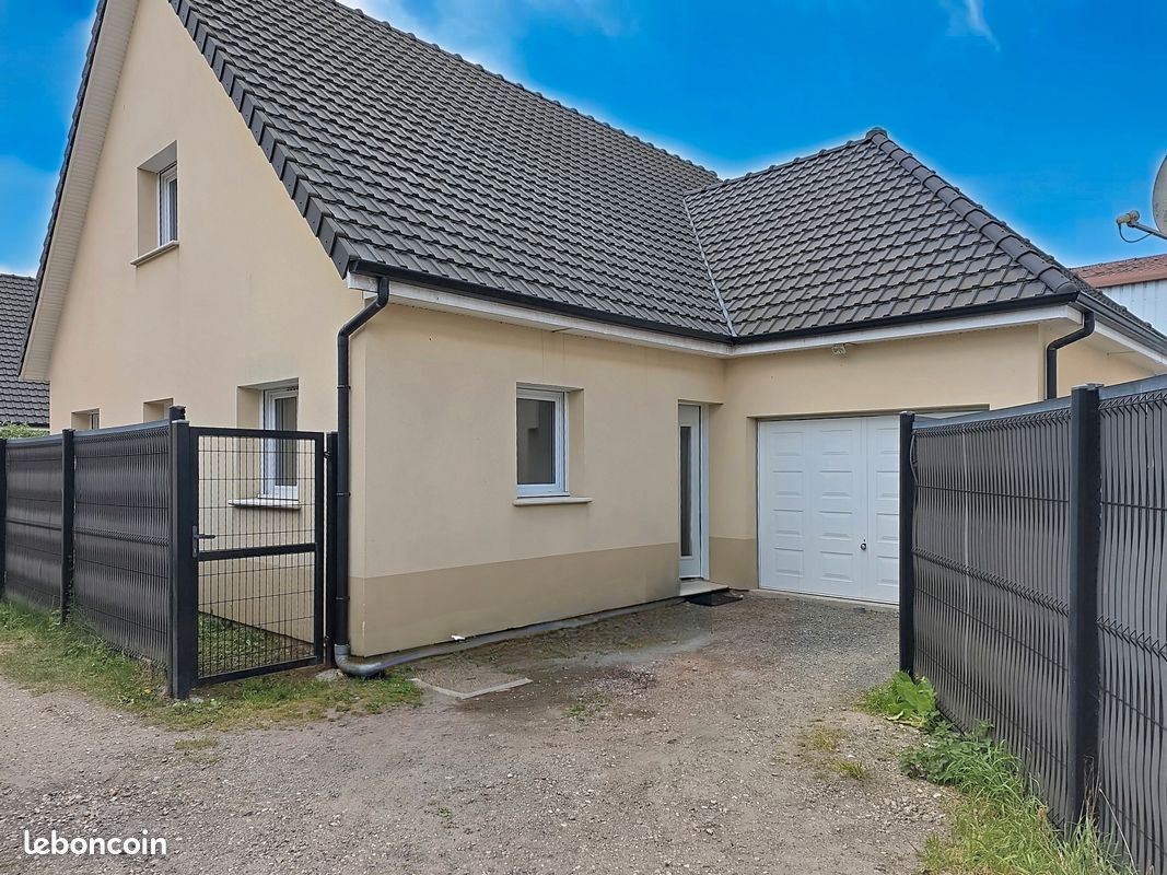 Maison 7 pièces 114 m² · à Franqueville-Saint-Pierre · 114 m² · 279 000 €