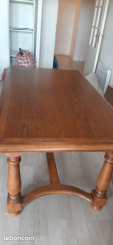 Table salle à manger en chêne (image 2)