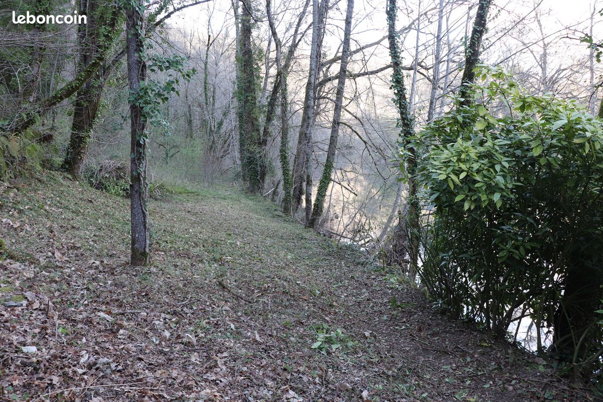 Maison bord de l' eau (image 3)
