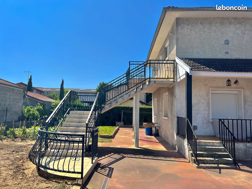 Appartement 4 pièces 82 m² · à Mions · 82 m² · 1 090 €