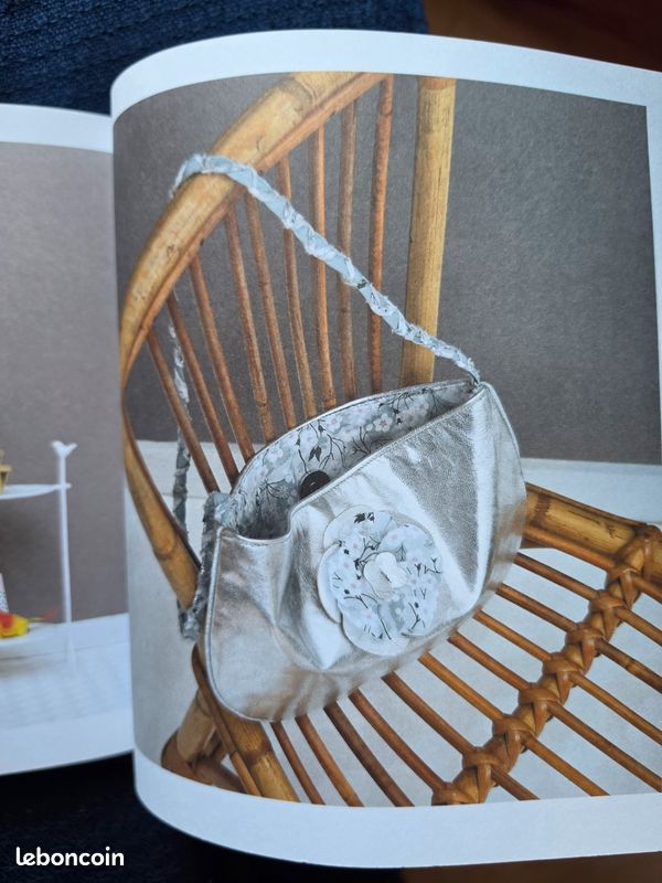 Livre Dressing de petite fille (image 10)