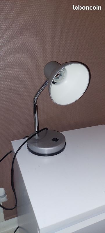 Lampe de bureau ou chevet (image 1)