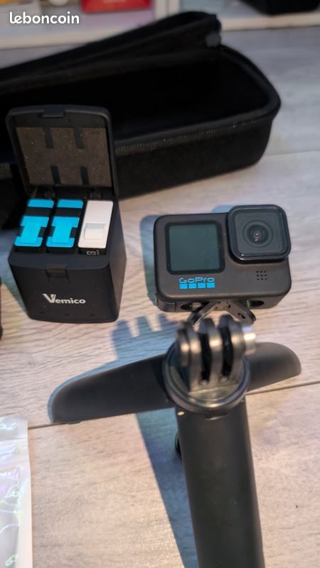 PACK COMPLET GoPro Hero 11 Black (Comme Neuve) + 4 Batteries + Accessoires (image 5)