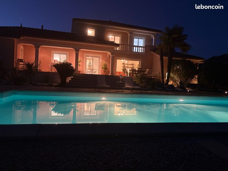 Maison 7 pièces 204 m² · à Montardon · 204 m² · 634 000 €