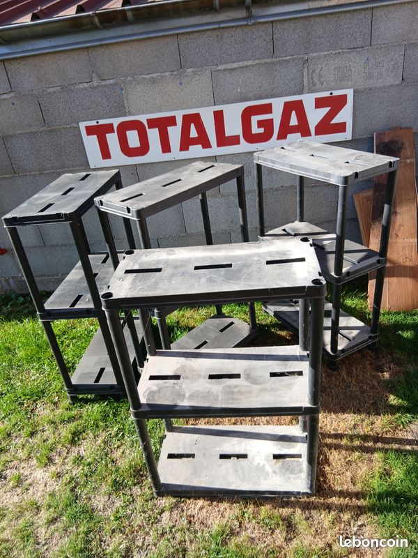 Lot de 4 étagères plastiques à nettoyer (image 1)