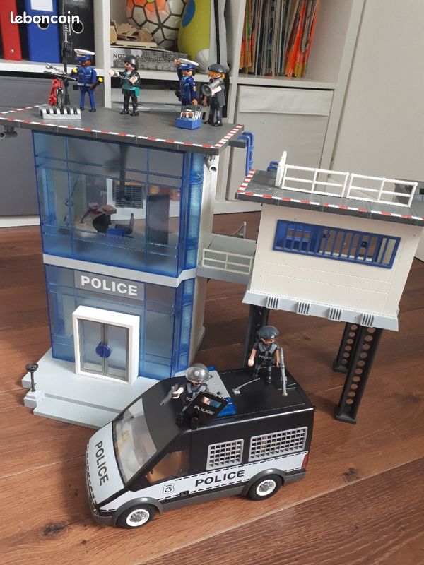 Playmobil commissariat (image 1)